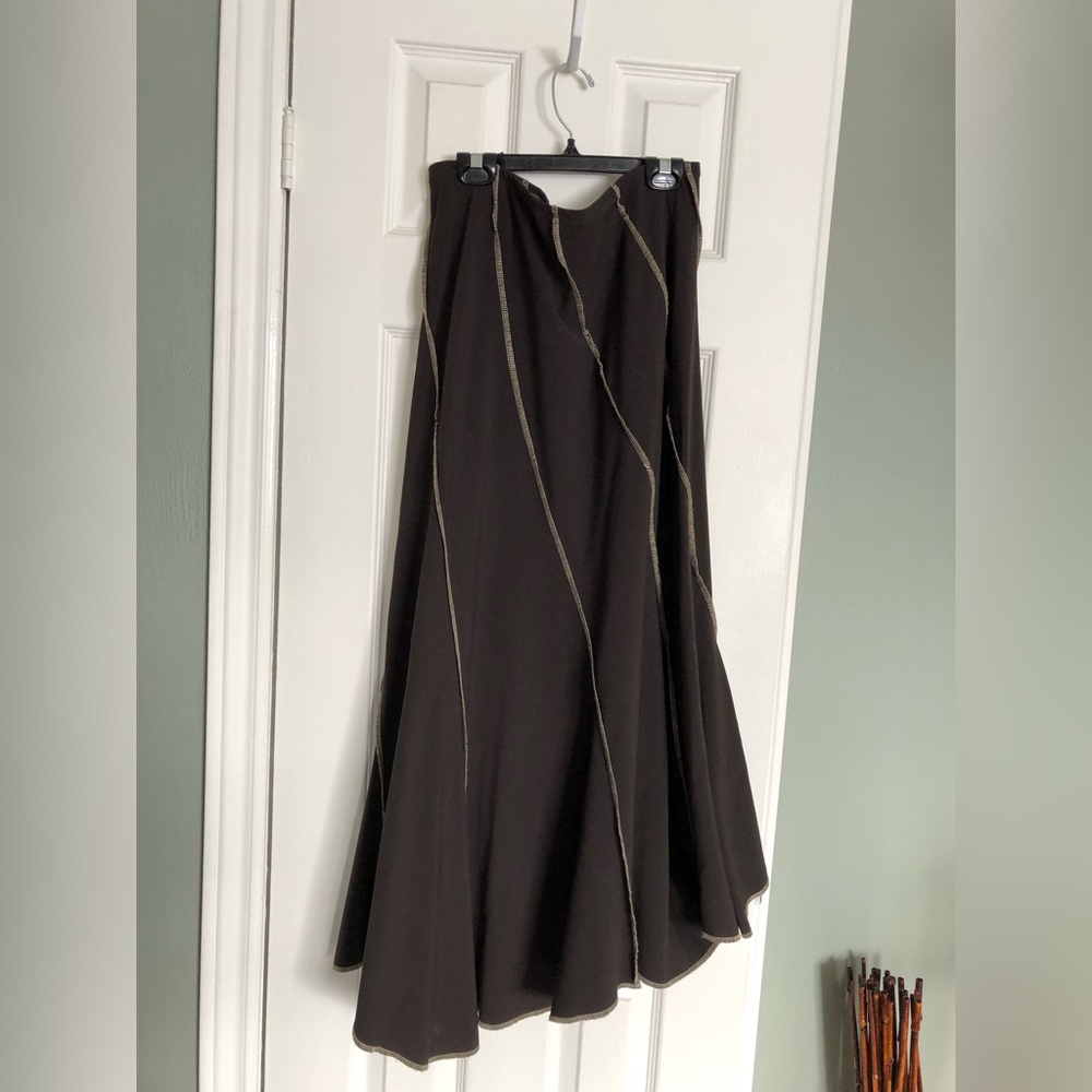 Never worn - women skirt